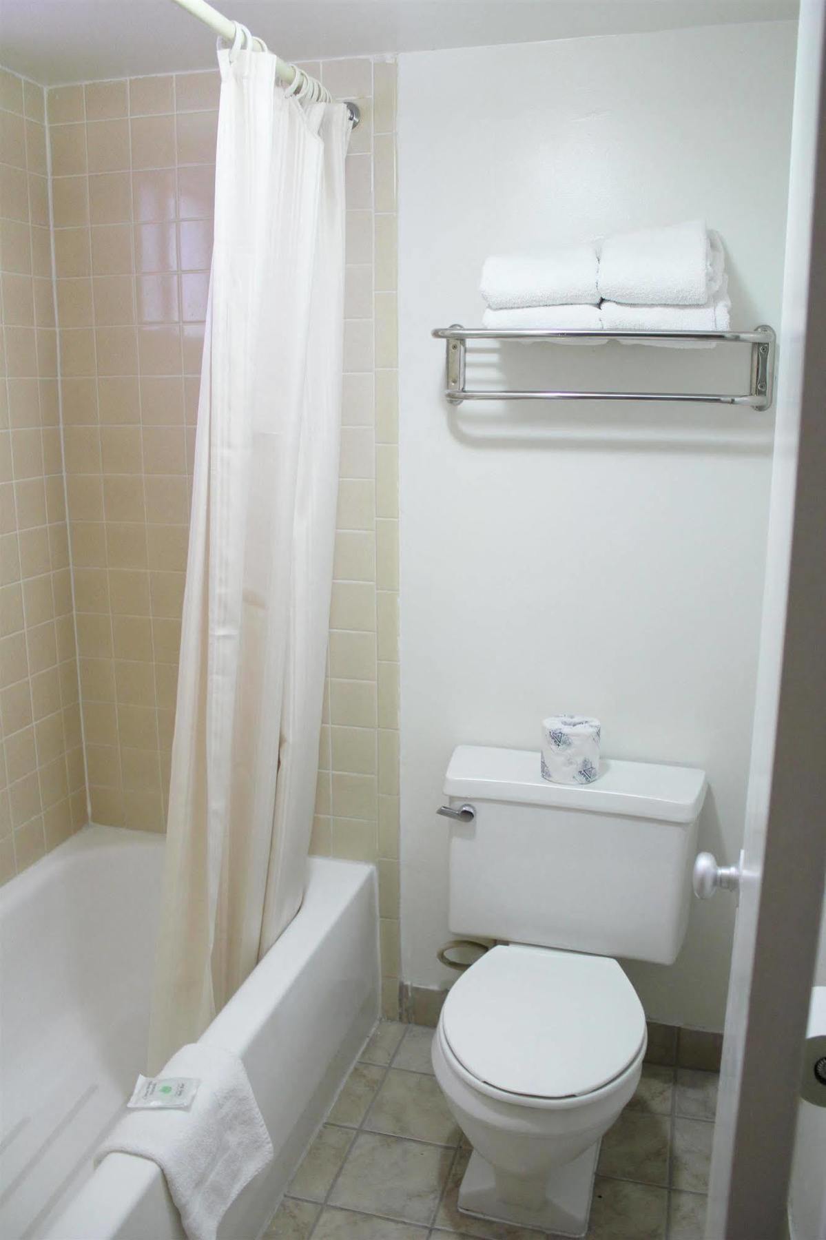 University Inn Tucson Extérieur photo